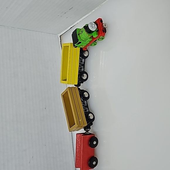 Thomas and Friends Toy Trains - Picture 3 of 6